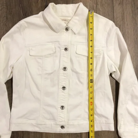COLDWATER CREEK - FLORIDA Embroidered White Denim Jean Jacket w/Stretch - Picture 8 of 10